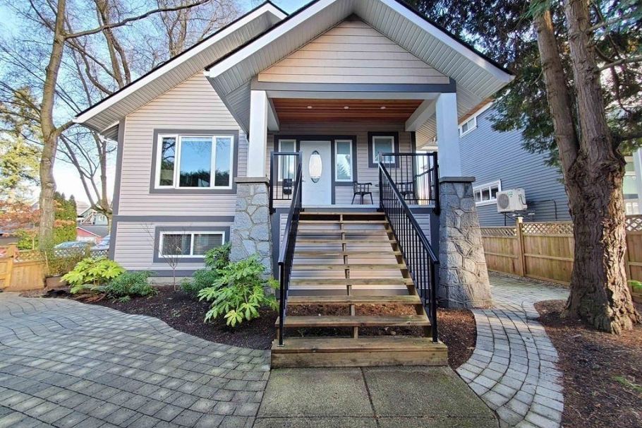 195 W 12 Avenue Vancouver, BC - 1