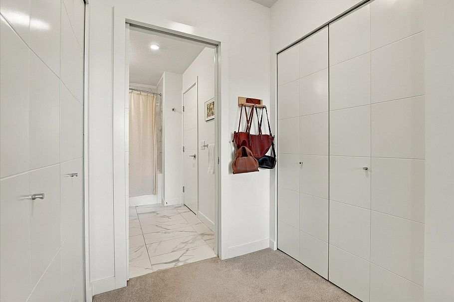 311 108 E 8th Street North Vancouver, BC - 20