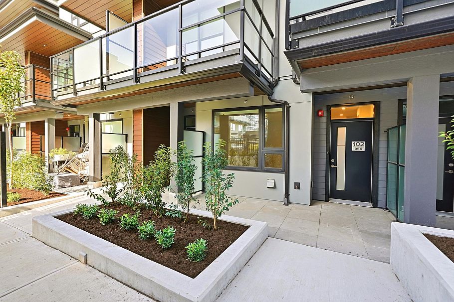 102 956 Lytton Street North Vancouver, BC - 15