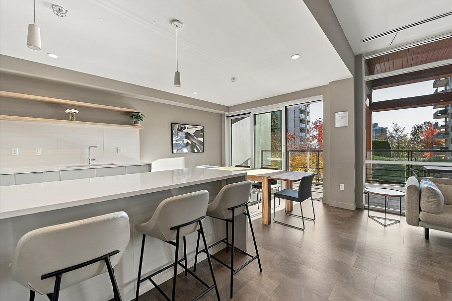 311 108 E 8th Street North Vancouver, BC - 27