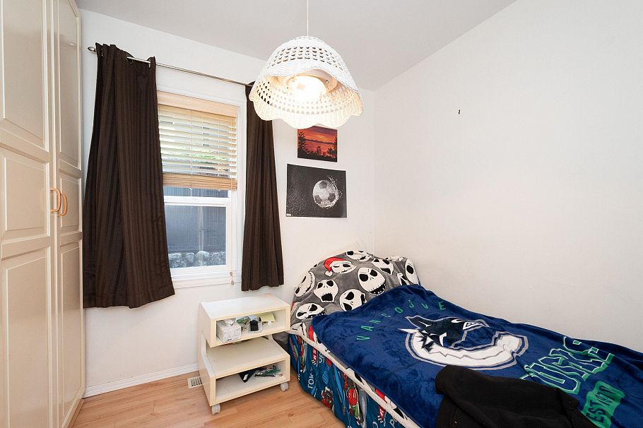 2648 Panorama Drive North Vancouver, BC - 15