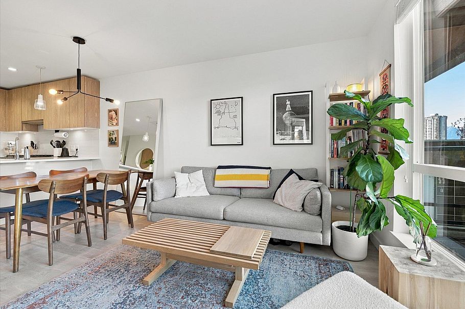 311 108 E 8th Street North Vancouver, BC - 10