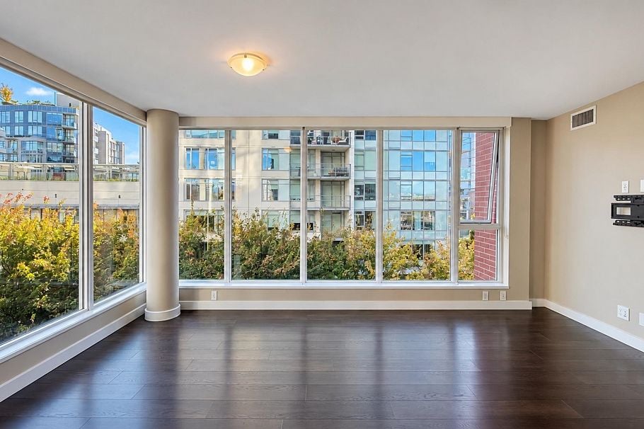603 1618 Quebec Street Vancouver, BC - 5