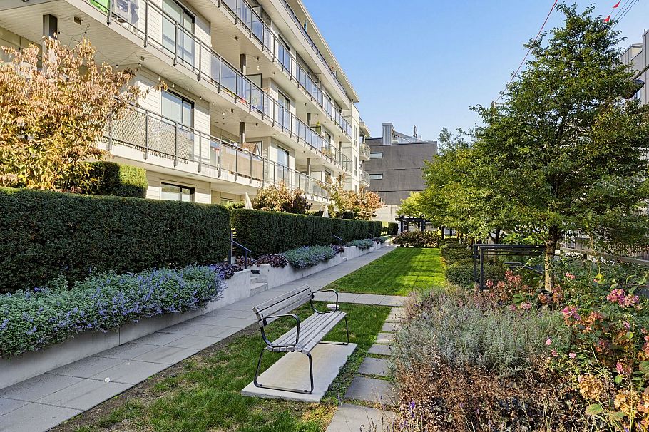 G4 625 E 3rd Street North Vancouver, BC - 12