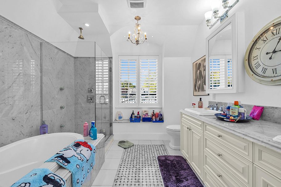 2875 Trimble Street Vancouver, BC - 24