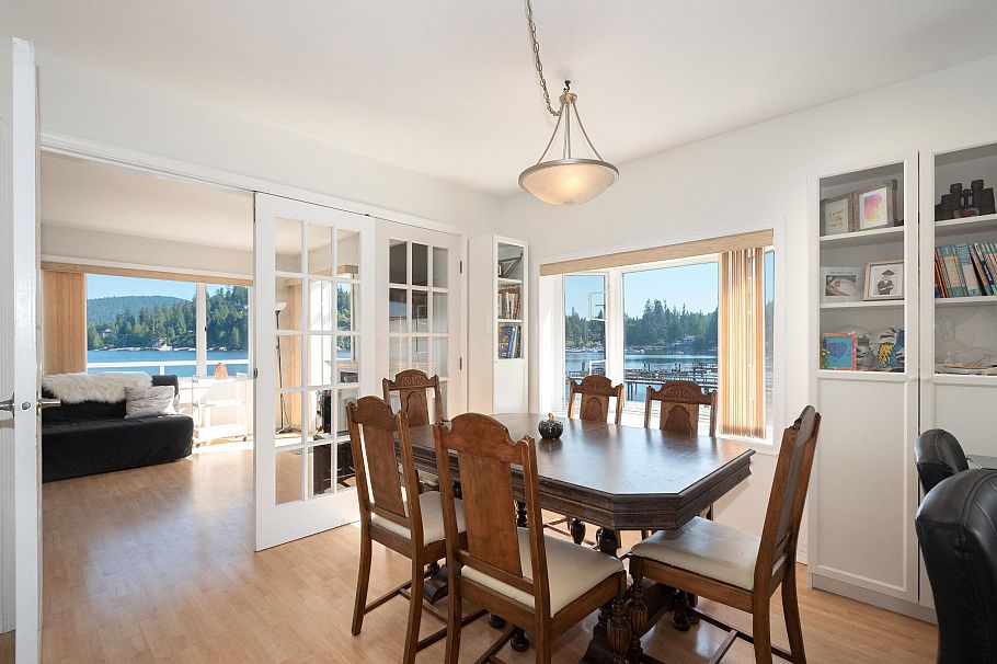2648 Panorama Drive North Vancouver, BC - 7
