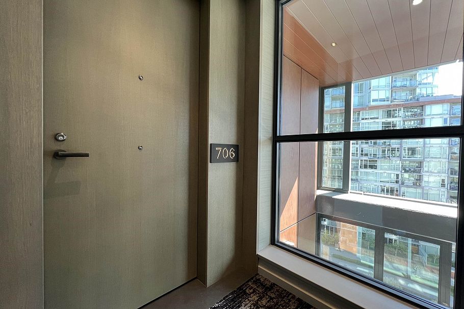706 1601 Quebec Street Vancouver, BC - 24