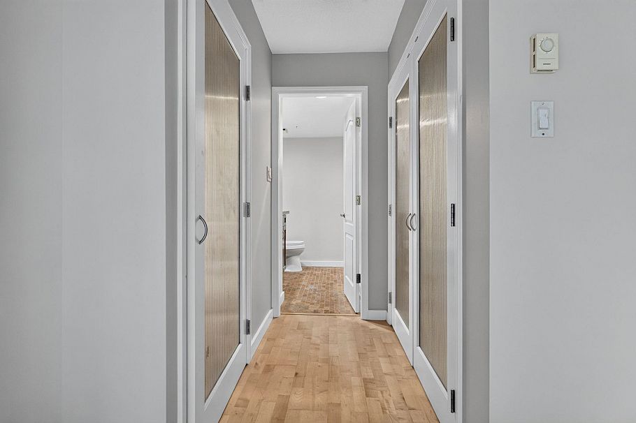 105 1208 Bidwell Street Vancouver, BC - 22