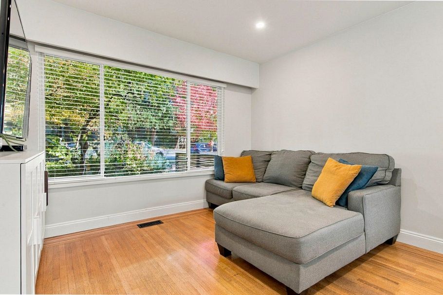 355 E 4th Street North Vancouver, BC - 6