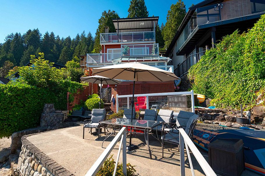 2648 Panorama Drive North Vancouver, BC - 34