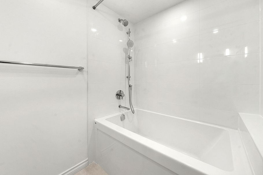 703 2201 Pine Street Vancouver, BC - 18