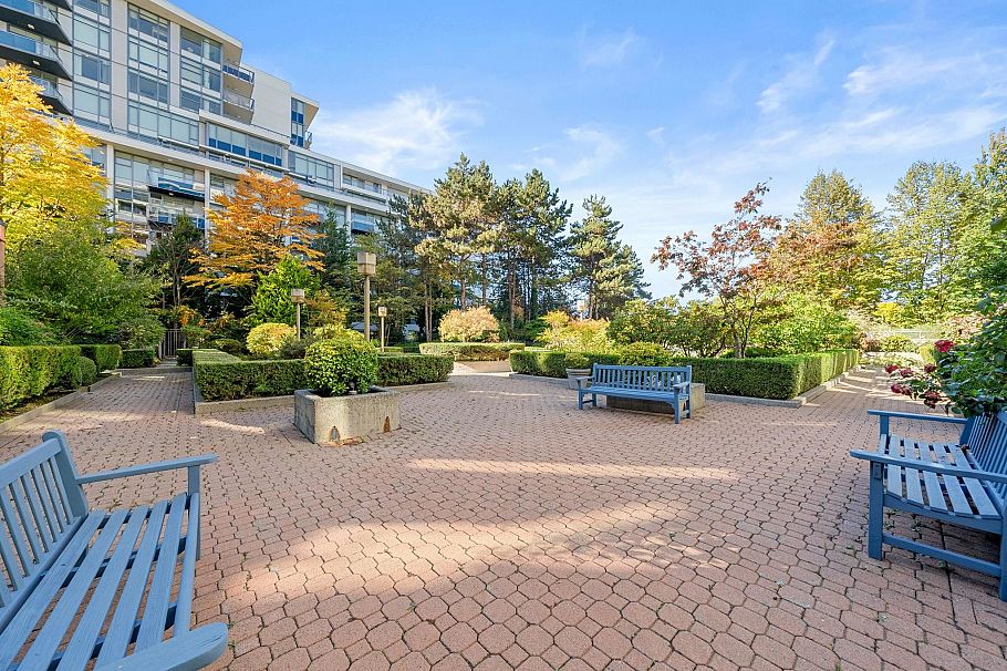703 2201 Pine Street Vancouver, BC - 22
