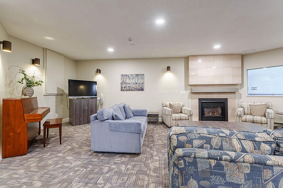 214 121 W 29 Street North Vancouver, BC - 37