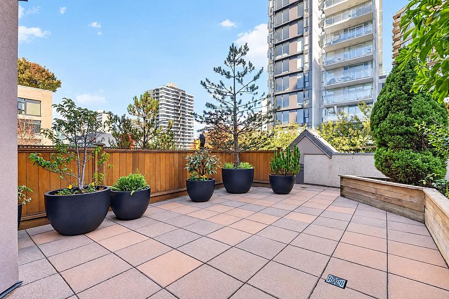 105 1208 Bidwell Street Vancouver, BC - 30
