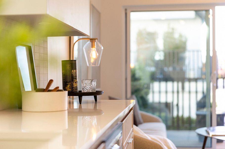2 328 W 14th Street North Vancouver, BC - 12