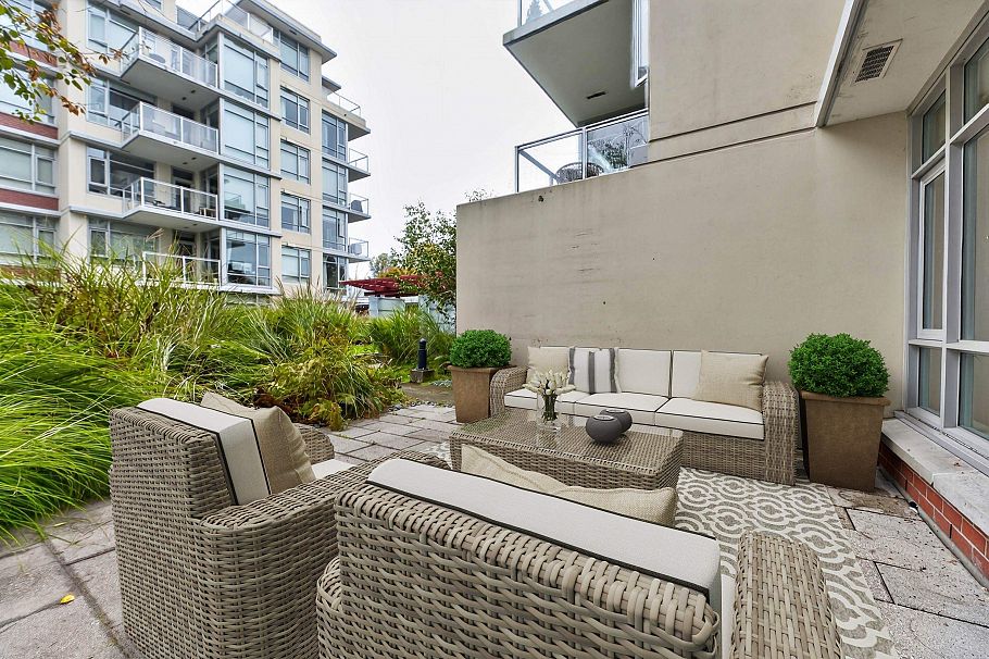 314 2268 W Broadway Vancouver, BC - 4