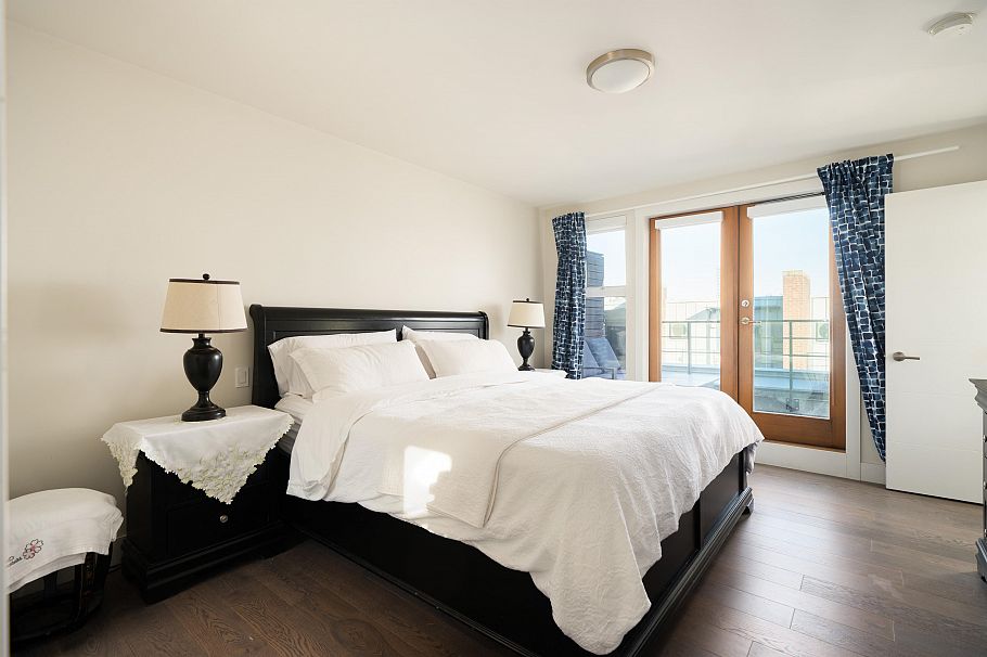 6190 Oak Street Vancouver, BC - 9