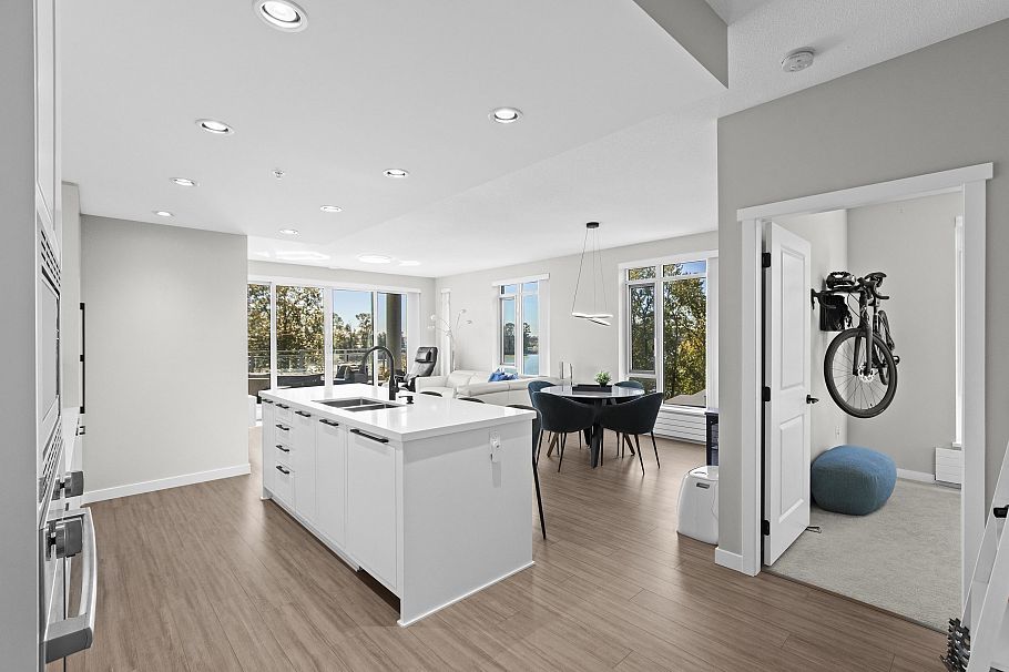508 3198 Riverwalk Avenue Vancouver, BC - 4