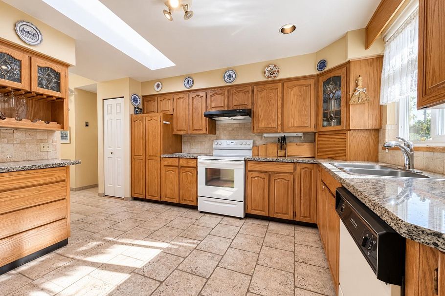 1180 Devonshire Crescent Vancouver, BC - 6