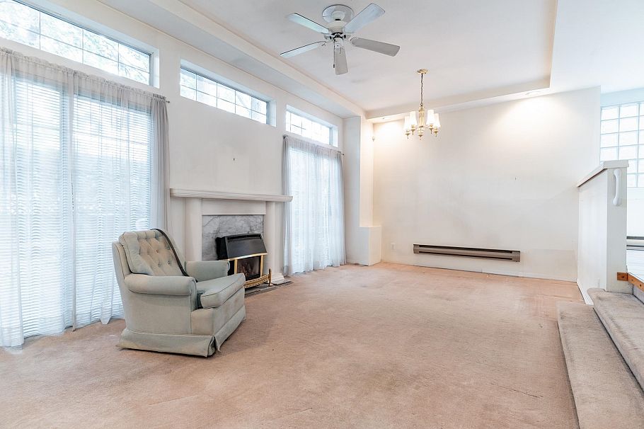 3581 W 6th Avenue Vancouver, BC - 6