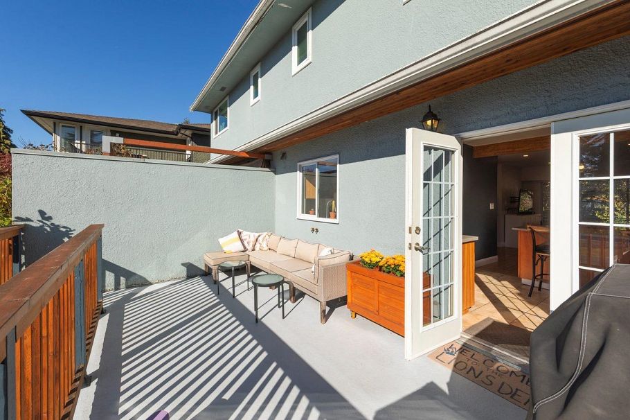 355 E 4th Street North Vancouver, BC - 13