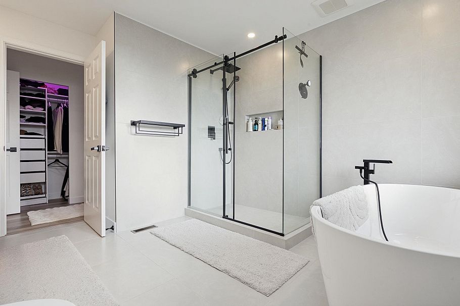 456 Montroyal Boulevard North Vancouver, BC - 19