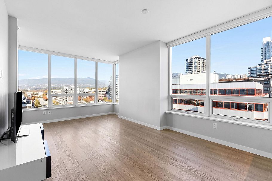 806 118 Carrie Cates Court North Vancouver, BC - 22