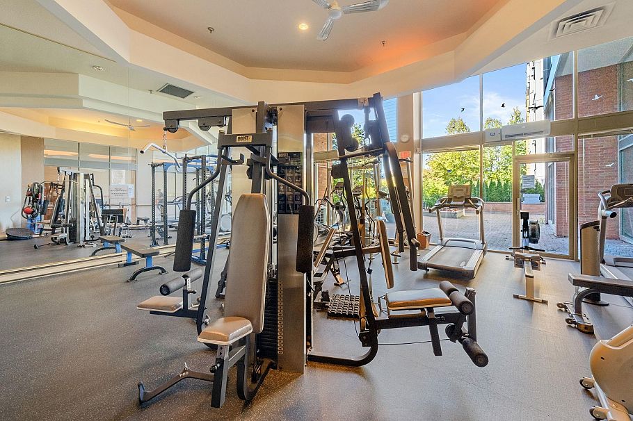 703 2201 Pine Street Vancouver, BC - 24