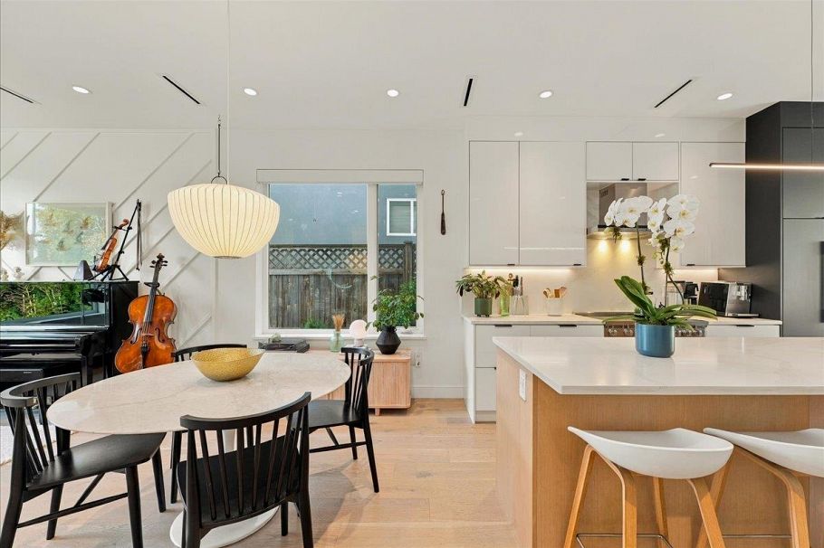 4837 Ross Street Vancouver, BC - 5