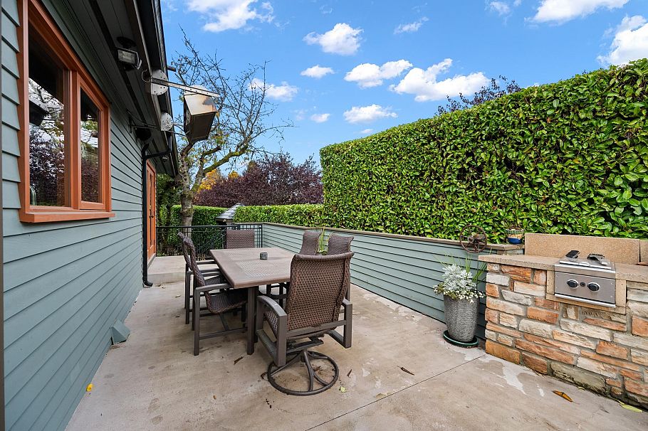 3850 Point Grey Road Vancouver, BC - 39
