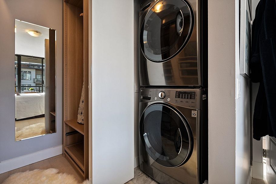 504 124 W 1st Street North Vancouver, BC - 22