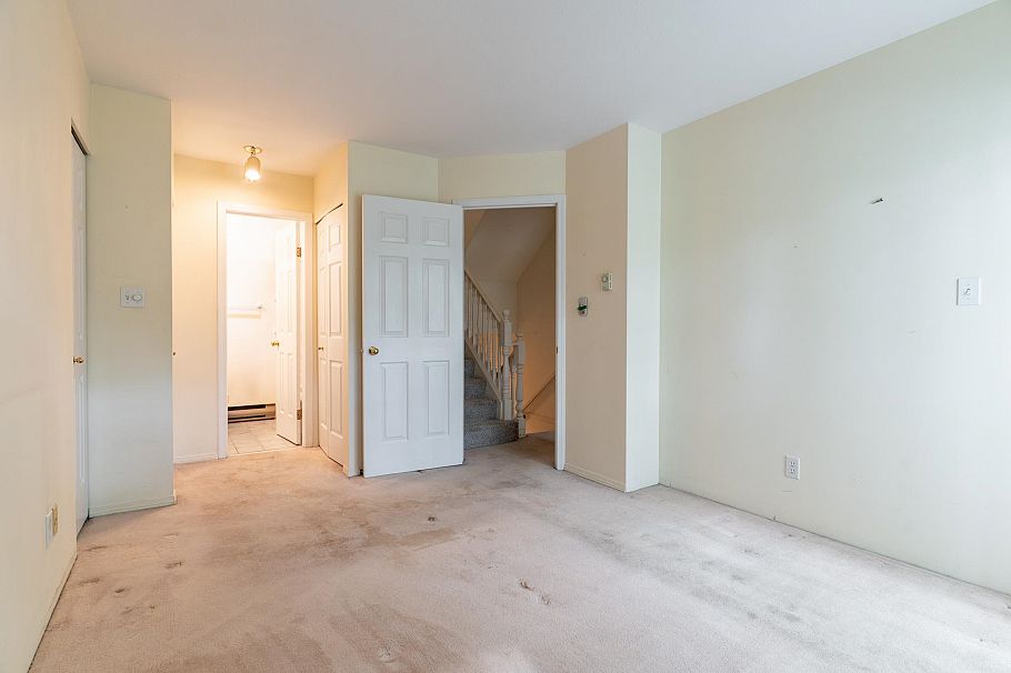 3581 W 6th Avenue Vancouver, BC - 18