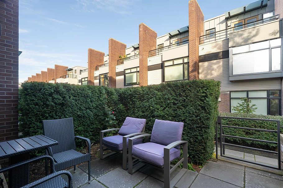 6190 Oak Street Vancouver, BC - 22