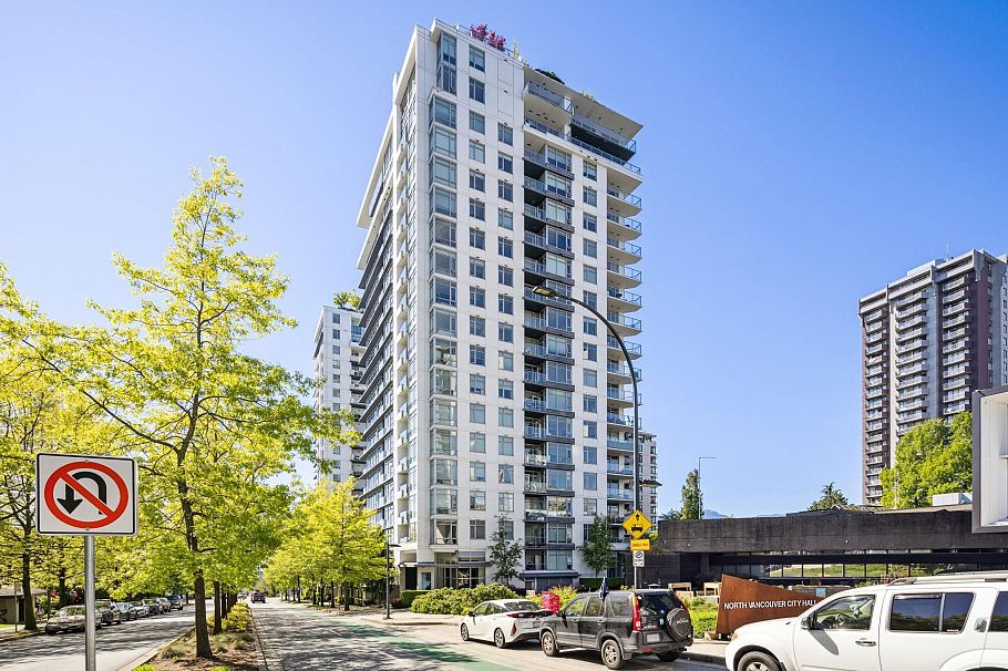 1101 158 W 13th Street North Vancouver, BC - 30