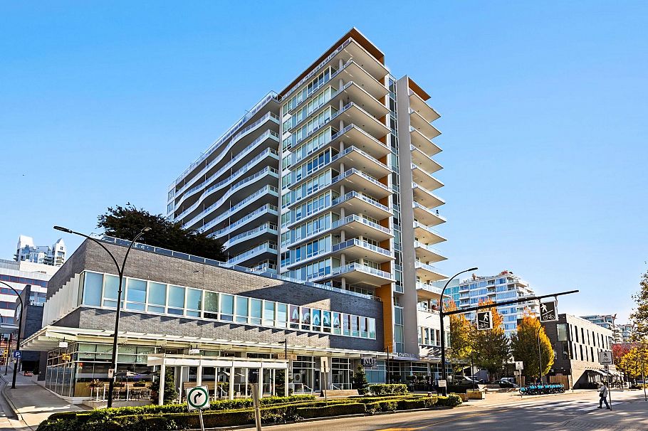 806 118 Carrie Cates Court North Vancouver, BC - 19