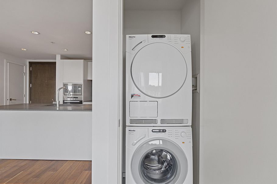 915 8488 Cornish Street Vancouver, BC - 20