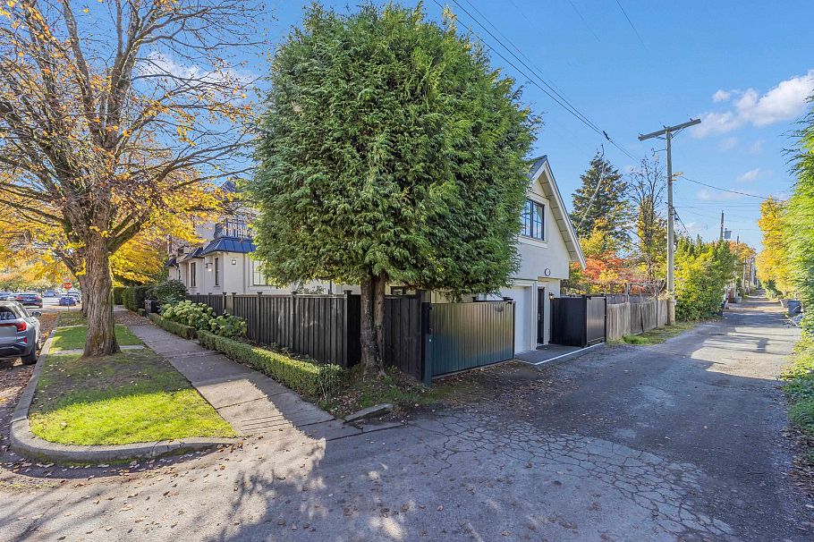 2875 Trimble Street Vancouver, BC - 39