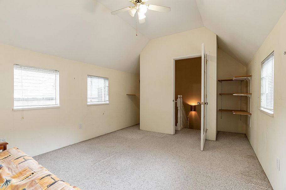 3581 W 6th Avenue Vancouver, BC - 22