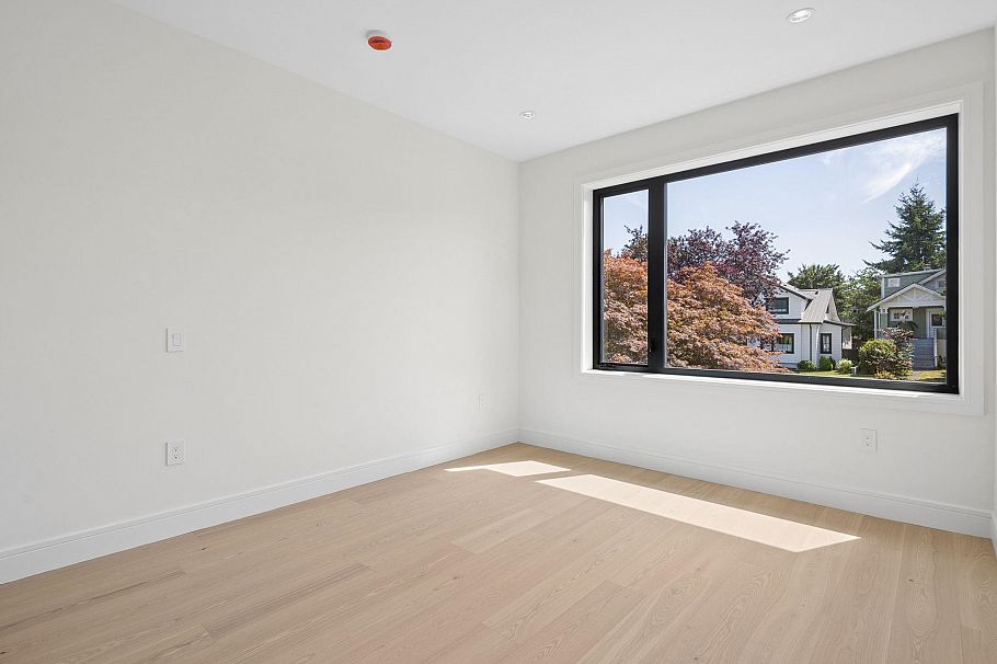 1 2815 Trinity Street Vancouver, BC - 22