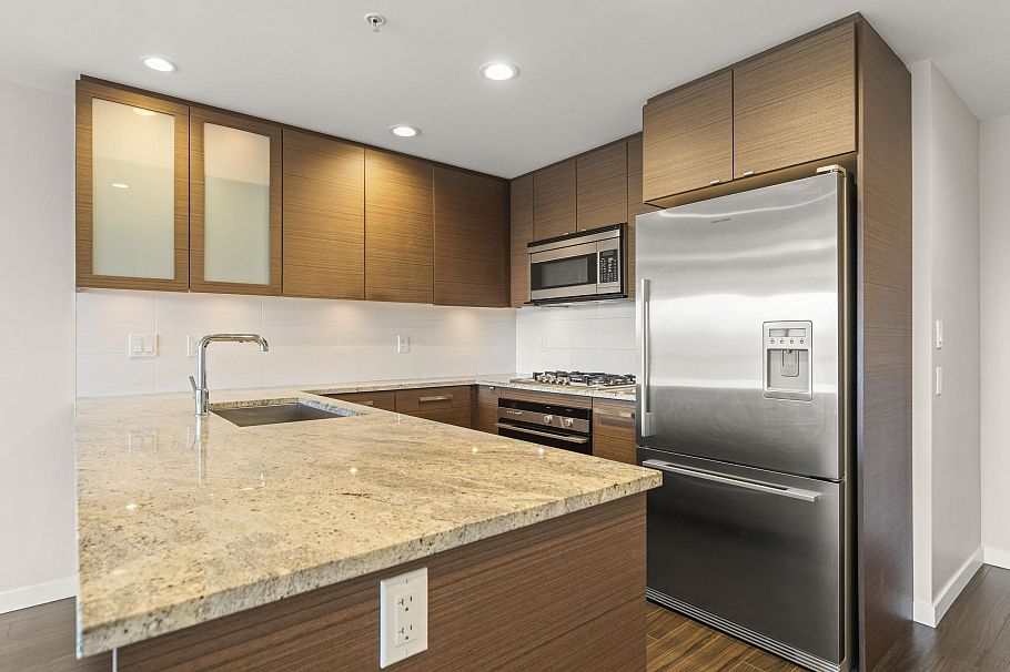 609 6311 Cambie Street Vancouver, BC - 10