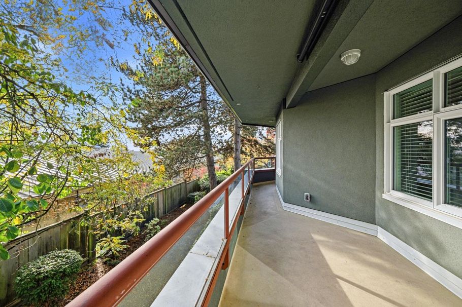 214 121 W 29 Street North Vancouver, BC - 27