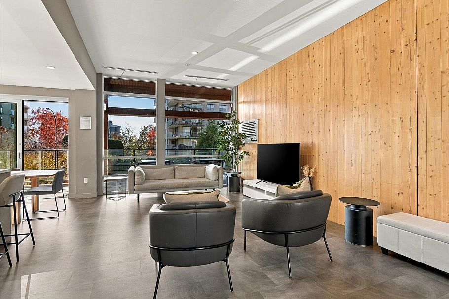 311 108 E 8th Street North Vancouver, BC - 28