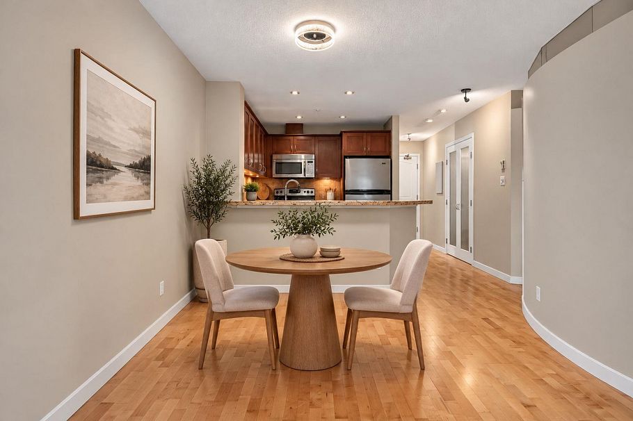 105 1208 Bidwell Street Vancouver, BC - 14