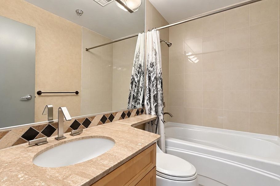 701 1111 Marinaside Crescent Vancouver, BC - 26