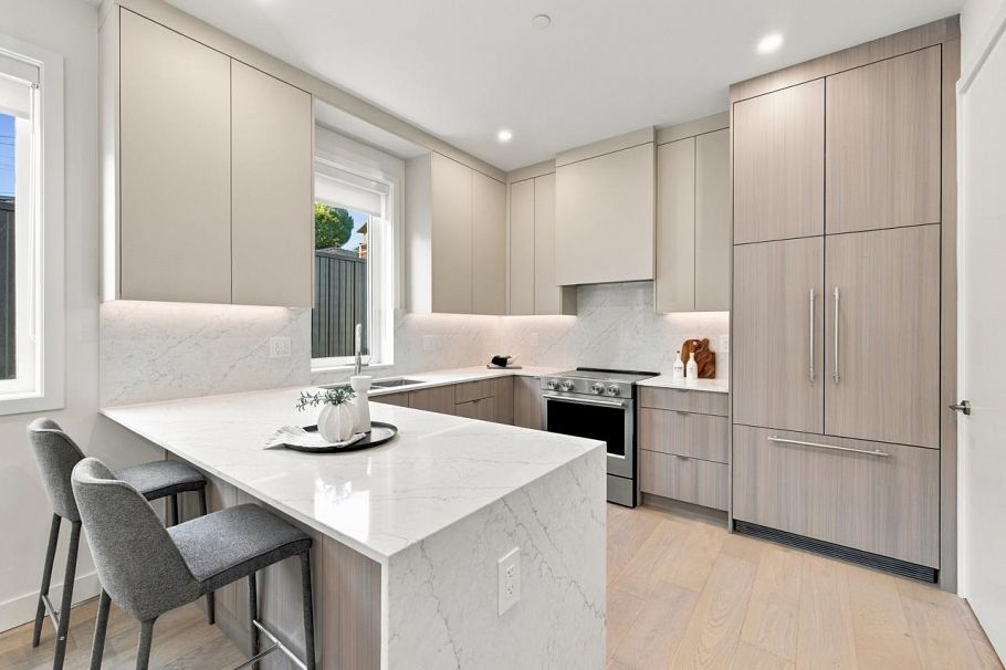 1 3183 Graveley Street Vancouver, BC - 6
