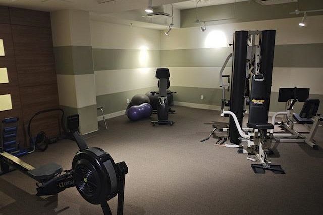 314 2268 W Broadway Vancouver, BC - 23