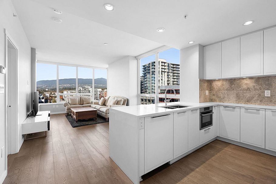 806 118 Carrie Cates Court North Vancouver, BC - 21
