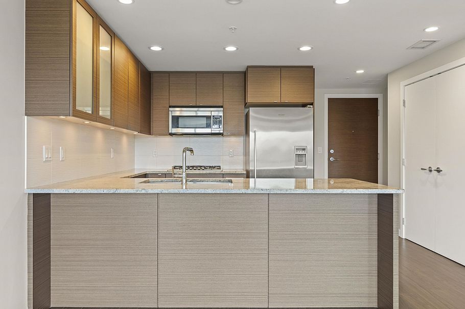 609 6311 Cambie Street Vancouver, BC - 33