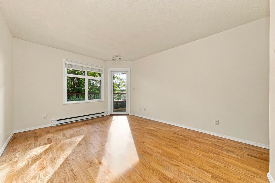 214 121 W 29 Street North Vancouver, BC - 15