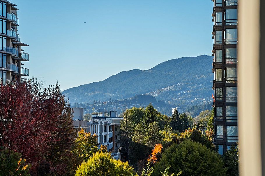 504 124 W 1st Street North Vancouver, BC - 24